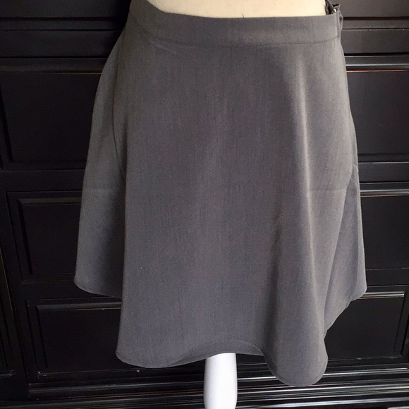 Have Gray Skirt - Picture 2 of 3